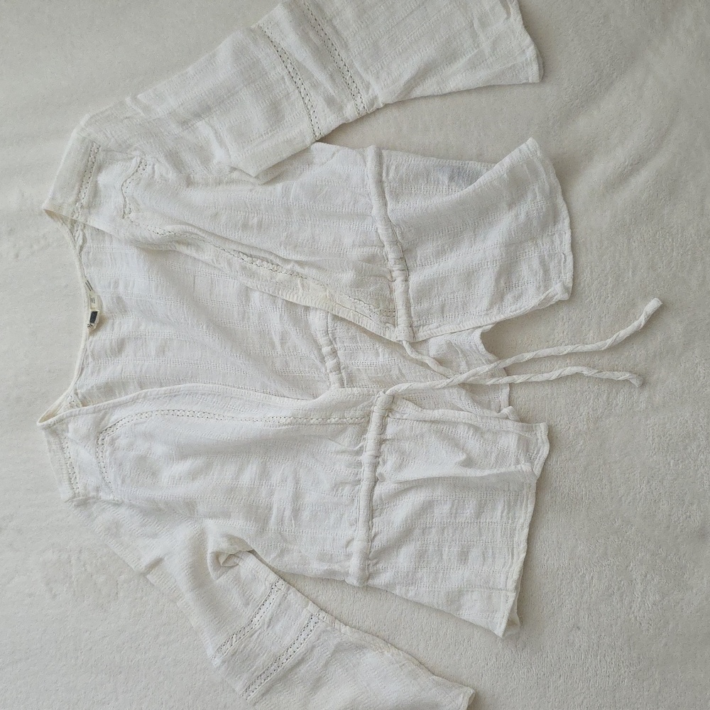 Lightweight White Tie-Front Women's Top